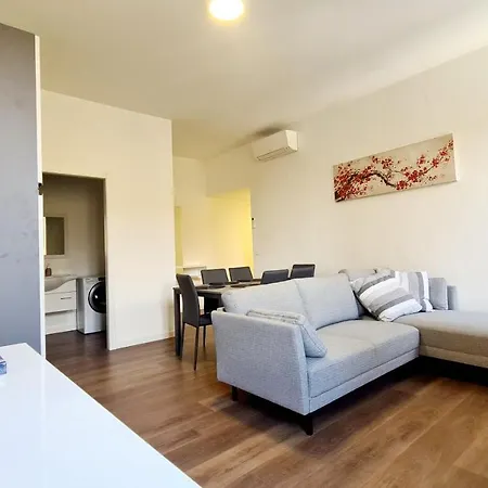 Apartment Bardo House - 2 Free Parking Lots - 3 Bedrooms - 2 Bathrooms