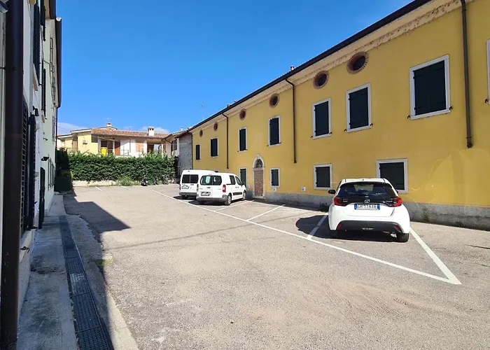 1 Bardo House * Бардоліно